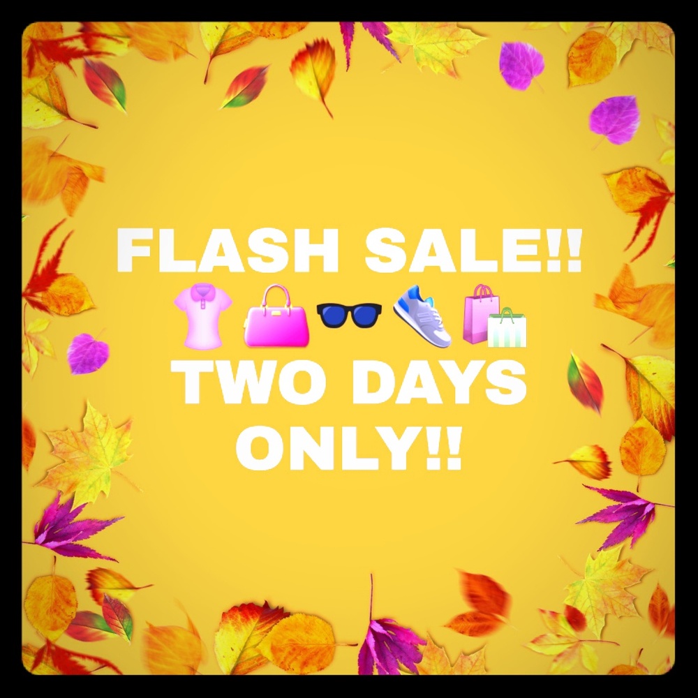 Everything is on SALE!! 👜🕶👟🛍